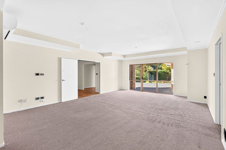Photo of property in 12 Stevensons Crescent, Albany Heights, Albany, 0793