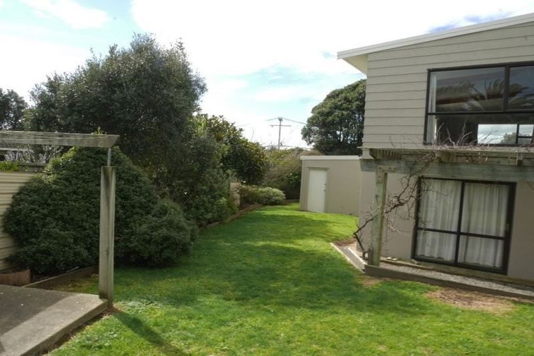 Photo of property in 51 William Street, Waikanae Beach, Waikanae, 5036