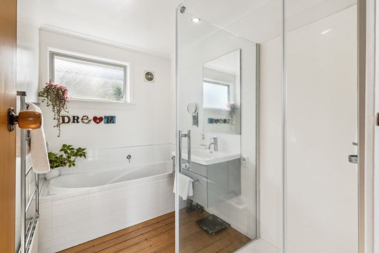 Photo of property in 11 Tokomaru Street, Welbourn, New Plymouth, 4312