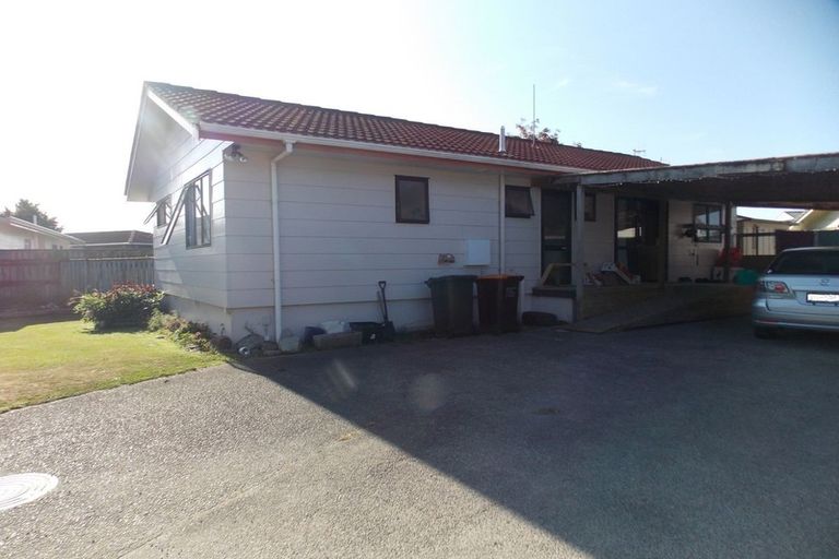 Photo of property in 83 Geraldine Crescent, Cloverlea, Palmerston North, 4412
