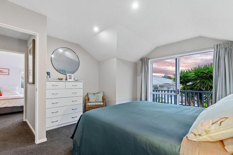 Photo of property in 2/41 Colwill Road, Massey, Auckland, 0614