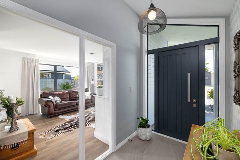 Photo of property in 14 Ballinger Place, Kaiapoi, 7630