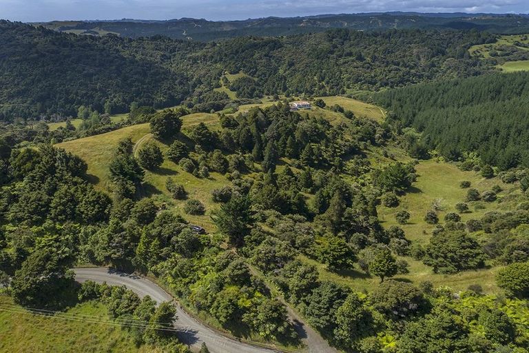 Photo of property in 910 Krippner Road, Puhoi, Silverdale, 0994