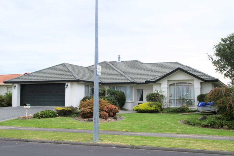 Photo of property in 3 Bowscale Place, Northpark, Auckland, 2013
