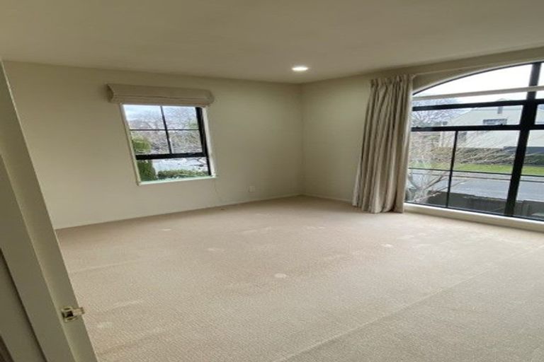 Photo of property in 2/20 Office Road, Merivale, Christchurch, 8014
