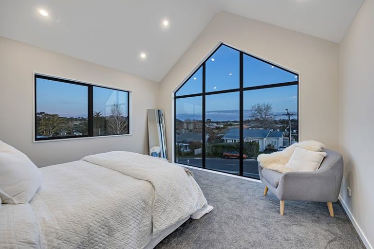 Photo of property in 17a Alexandra Street, Riverhead, 0820