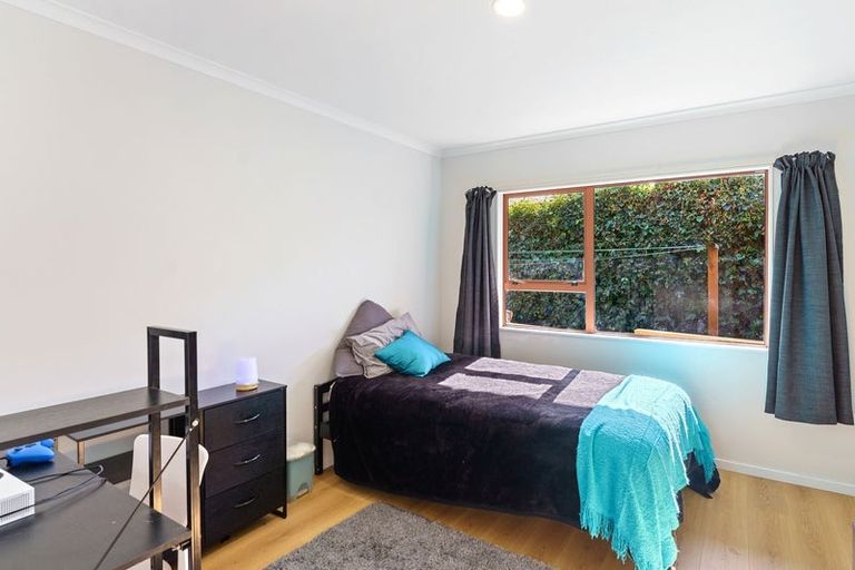Photo of property in 15 Sydney Crescent, Raumati South, Paraparaumu, 5032