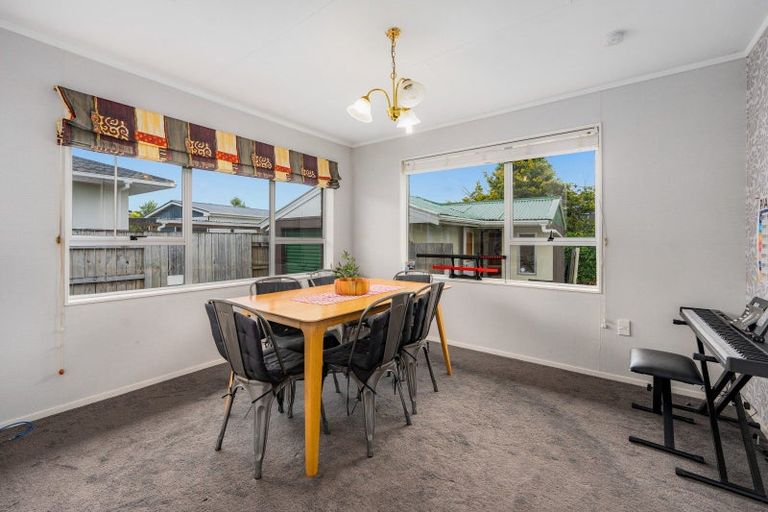 Photo of property in 7 Denver Place, Milson, Palmerston North, 4414