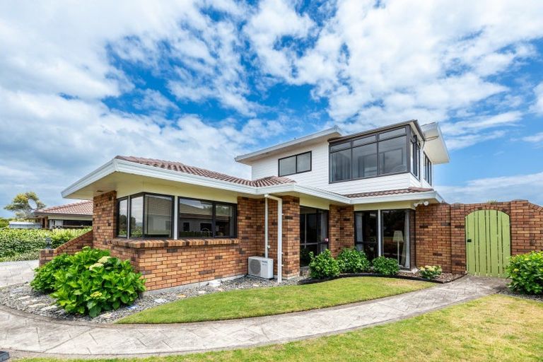 Photo of property in 19 Hibiscus Avenue, Mount Maunganui, 3116