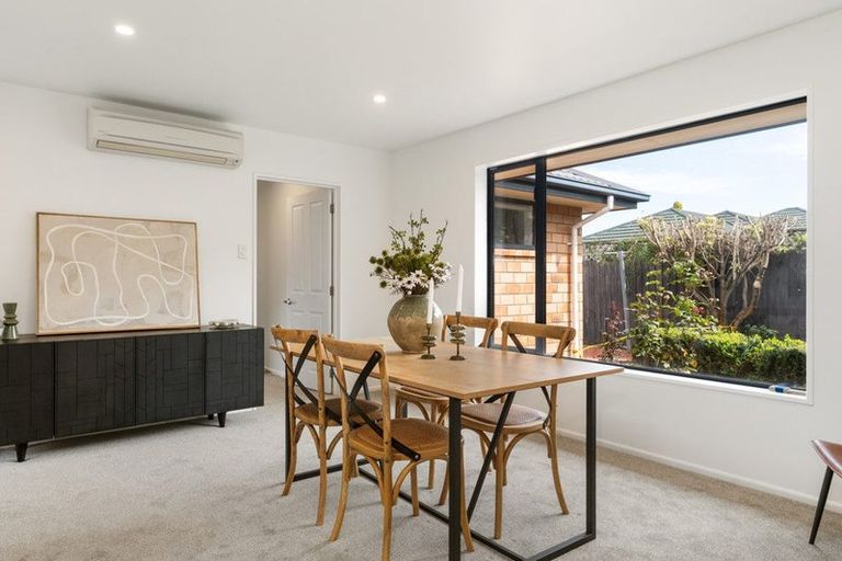 Photo of property in 18 Mollymawk Place, Woolston, Christchurch, 8023