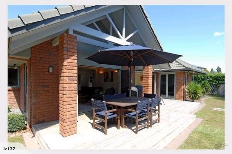 Photo of property in 11 Dallinger Street, St Andrews, Hamilton, 3200