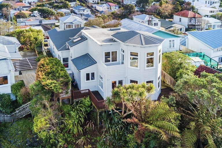 Photo of property in 41 Washington Avenue, Brooklyn, Wellington, 6021