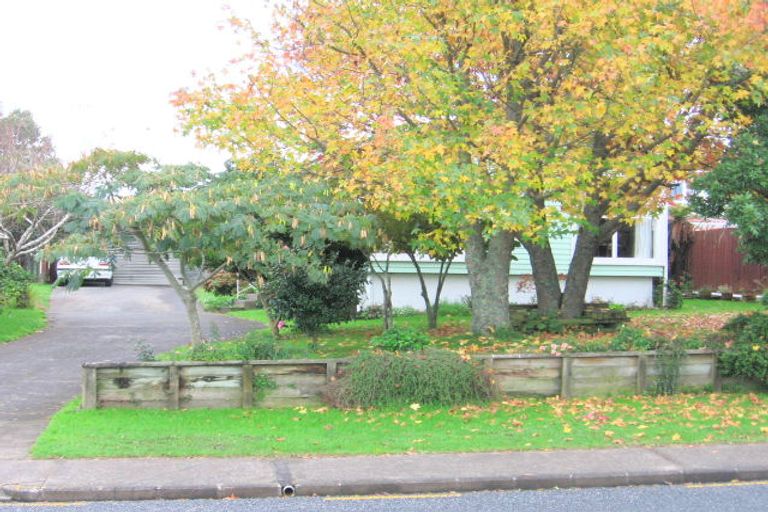 Photo of property in 60 Rogers Road, Manurewa, Auckland, 2102