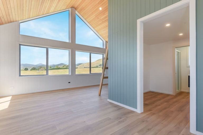 Photo of property in 70 Jeffries Road, Brightwater, 7091