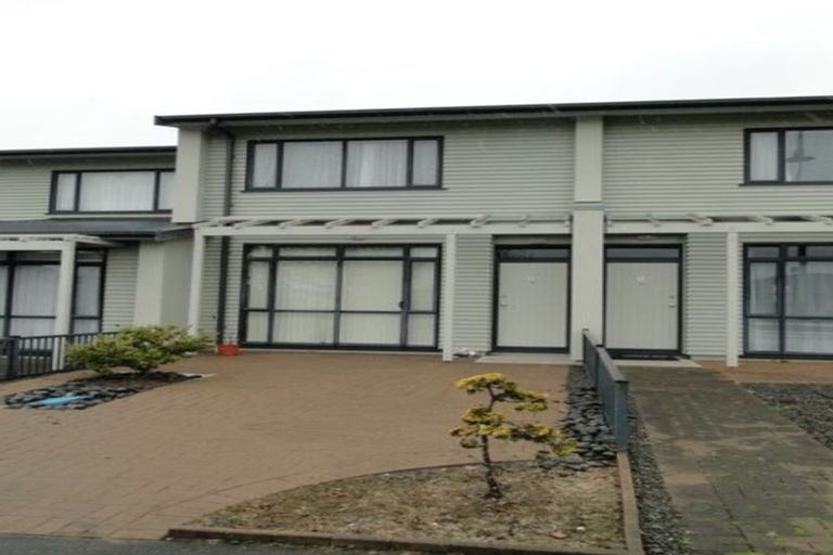 Photo of property in 12/2 Armoy Drive, East Tamaki, Auckland, 2016