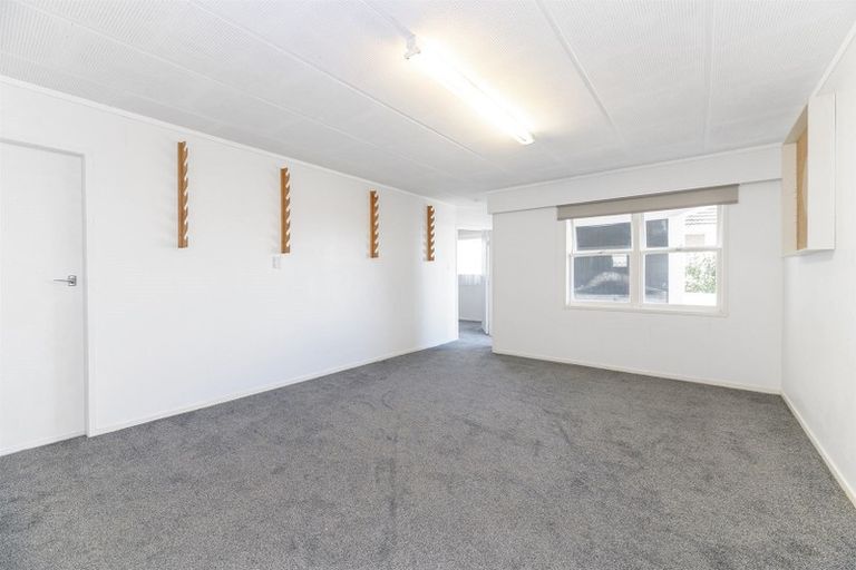 Photo of property in 135 Coronation Road, Hillcrest, Auckland, 0627