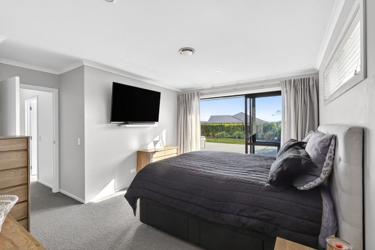 Photo of property in 14 Huntaway Close, Stoke, Nelson, 7011