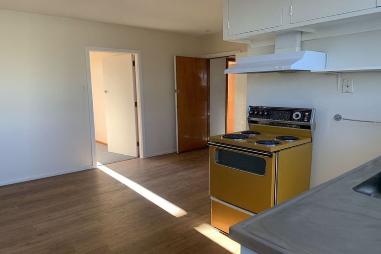 Photo of property in 1/2 Dulles Place, Papanui, Christchurch, 8053