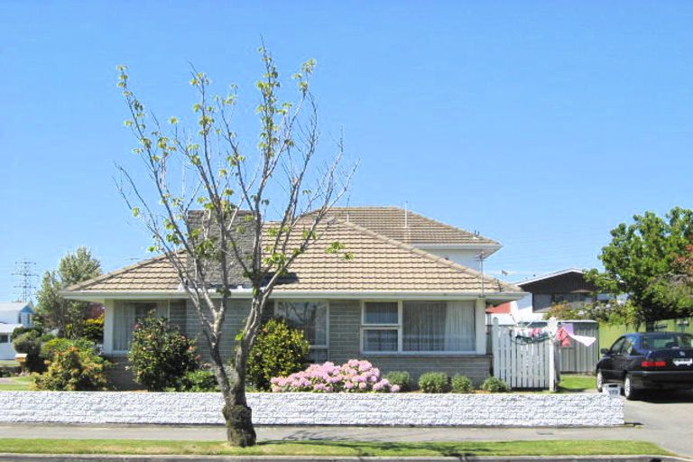 Photo of property in 1/175 Kendal Avenue, Burnside, Christchurch, 8053