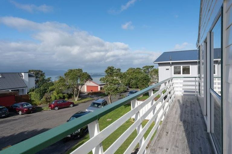 Photo of property in 15 Nagpur Terrace, Broadmeadows, Wellington, 6035