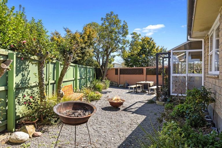 Photo of property in 24 Barrowclough Street, Hoon Hay, Christchurch, 8025
