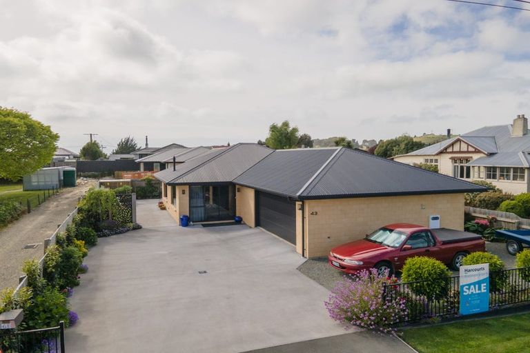 Photo of property in 43 Lune Street, South Hill, Oamaru, 9400