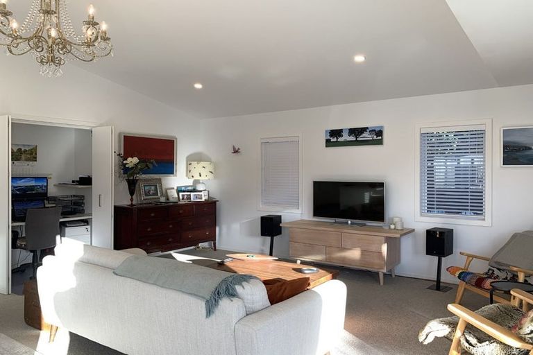 Photo of property in 62b Puketapu Road, Taradale, Napier, 4112