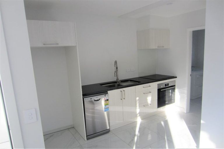 Photo of property in 3/232 Main Road, Tawa, Wellington, 5028