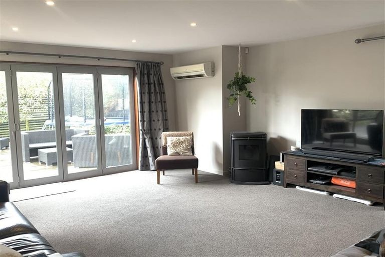 Photo of property in 61 Saint James Avenue, Papanui, Christchurch, 8053