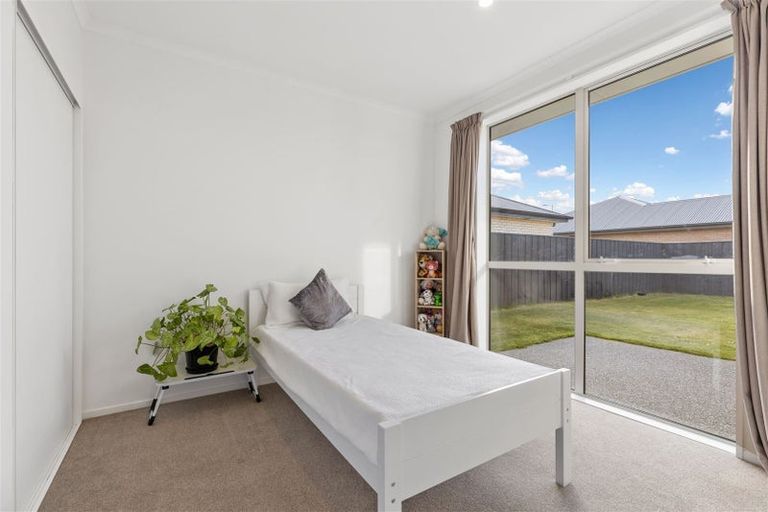 Photo of property in 59 Sholto Duncan Crescent, Halswell, Christchurch, 8025
