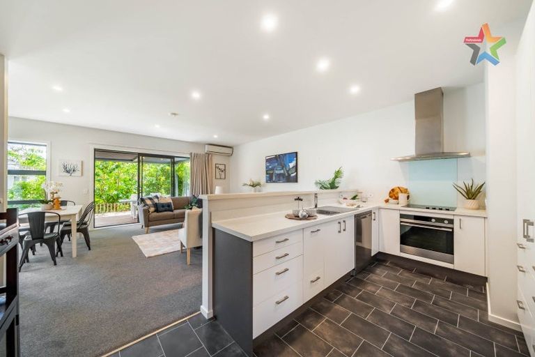 Photo of property in 17 Glen Evans Crescent, Fairfield, Lower Hutt, 5011
