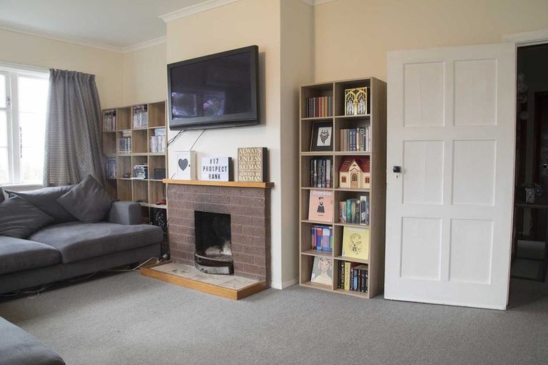 Photo of property in 17 Prospect Bank, Wakari, Dunedin, 9010