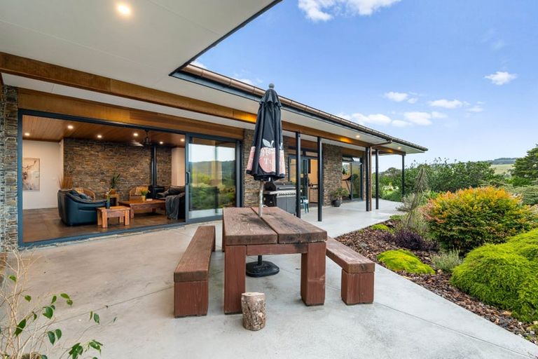 Photo of property in 100 Takahiwai Road, Ruakaka, Whangarei, 0171