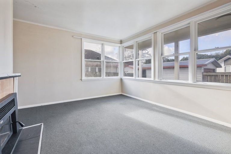 Photo of property in 30 Hooker Avenue, Bryndwr, Christchurch, 8053