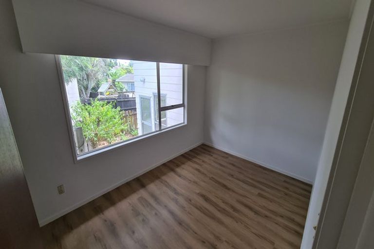 Photo of property in 28 Glynnbrooke Street, Te Atatu South, Auckland, 0610