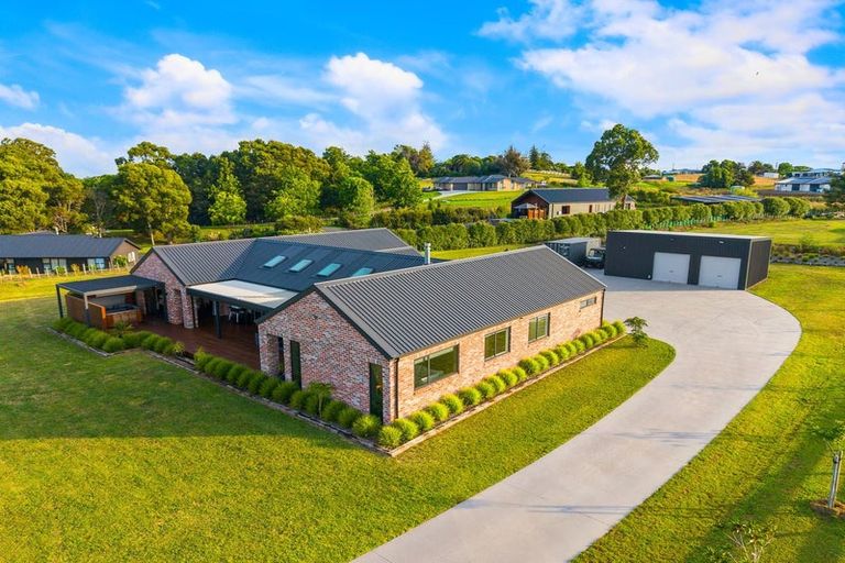 Photo of property in 8 Vinifera Lane, Te Kauwhata, 3782