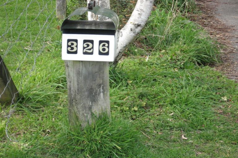 Photo of property in 326 Wellington Road, Wainuiomata, Lower Hutt, 5014