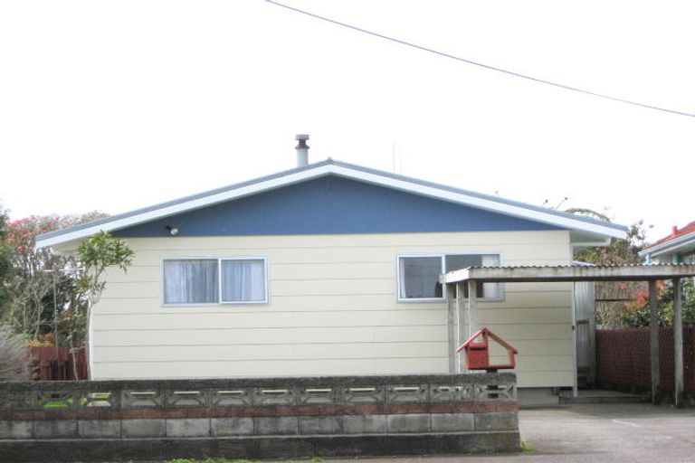 Photo of property in 66a Blake Street, Waitara, 4320