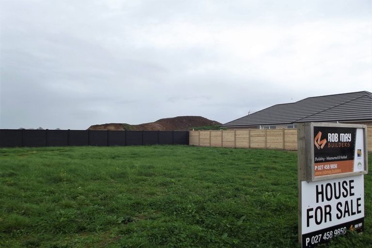 Photo of property in 10 Webber Street, Cambridge, 3434