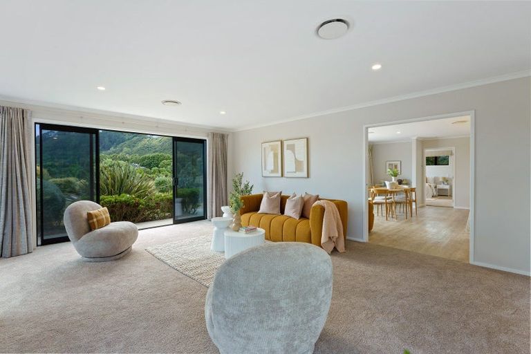 Photo of property in 38 Mountain View Drive, Manakau, Otaki, 5583