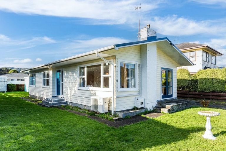 Photo of property in 30 Karamu Crescent, Wainuiomata, Lower Hutt, 5014