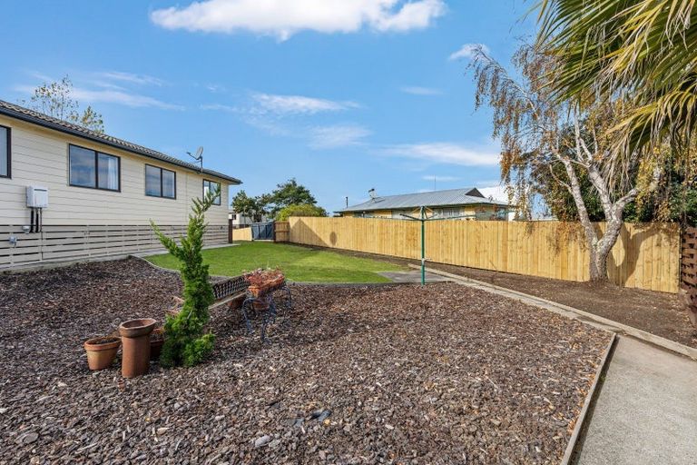 Photo of property in 24 Fraser Drive, Feilding, 4702