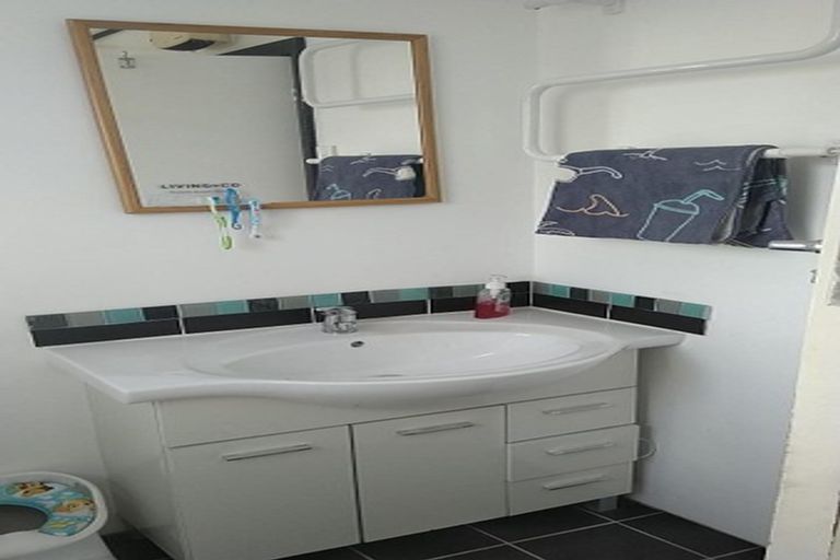 Photo of property in 31 Mcintosh Road, Brighton, Dunedin, 9035