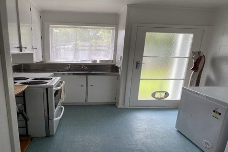 Photo of property in 138 Reynolds Street, Taita, Lower Hutt, 5011