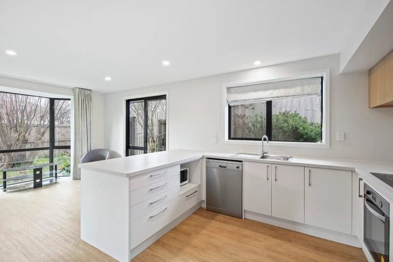 Photo of property in 162 Travis Road, New Brighton, Christchurch, 8083