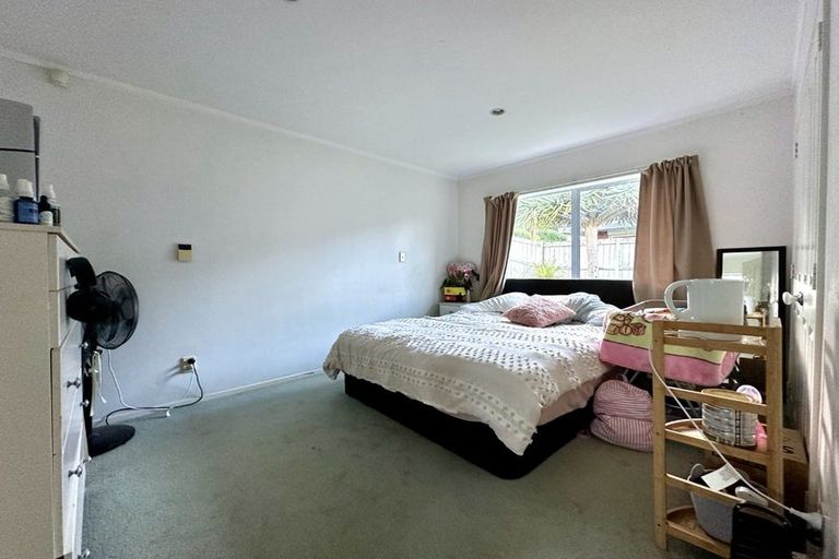 Photo of property in 22 Millstream Drive, Henderson, Auckland, 0610