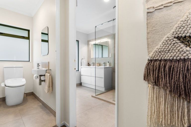 Photo of property in 42b Queen Road, Bellevue, Tauranga, 3110