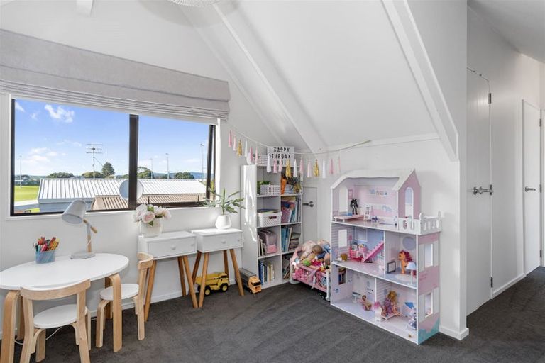 Photo of property in 2/563 Maunganui Road, Mount Maunganui, 3116