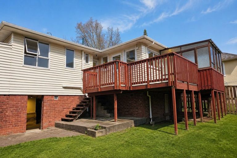 Photo of property in 302 Lincoln Road, Henderson, Auckland, 0610