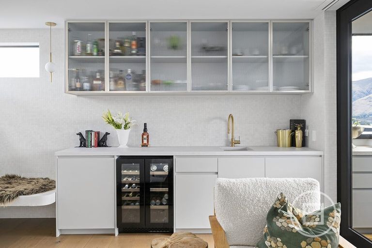 Photo of property in 34 Minaret Ridge, Wanaka, 9305